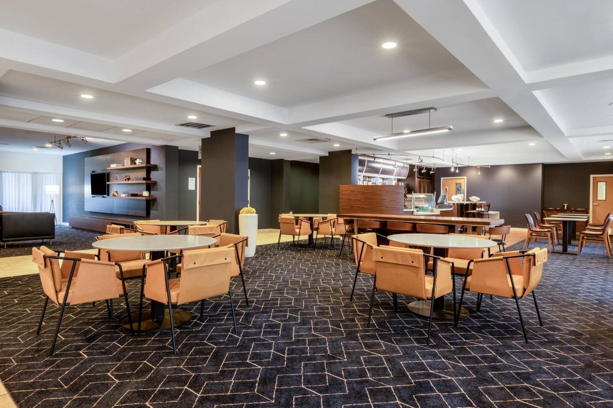 Hotel Courtyard Columbus Airport Extérieur photo