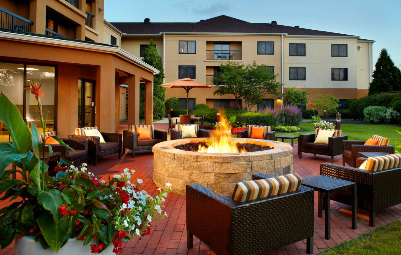 Hotel Courtyard Columbus Airport Extérieur photo